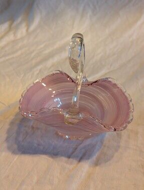 2/80$ de style Murano Pink Swirl Glass Basket with Clear Loop Handle